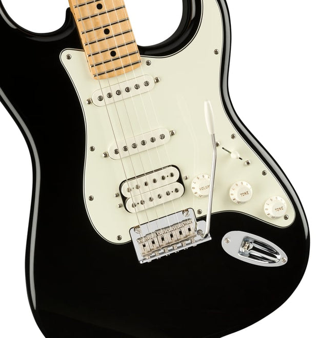 FENDER Player Stratocaster® HSS, Maple Fing, Black