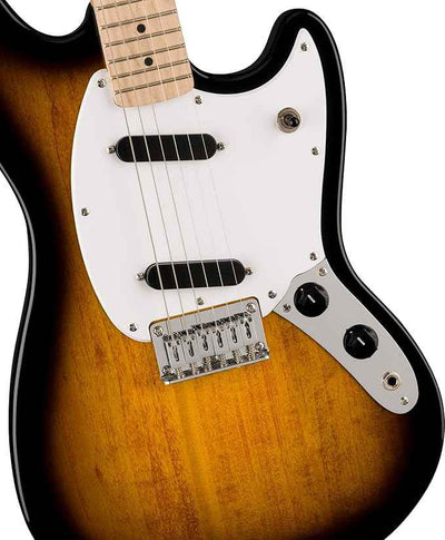 SQUIER Sonic Mustang, Maple Fing, White Pickg, 2-Color Sunburst