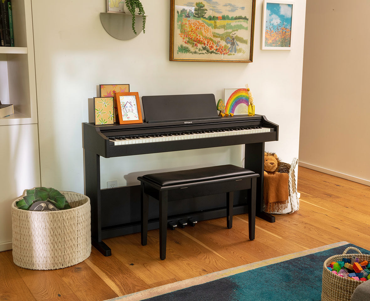 Evdə az yer tutan tam piano forması