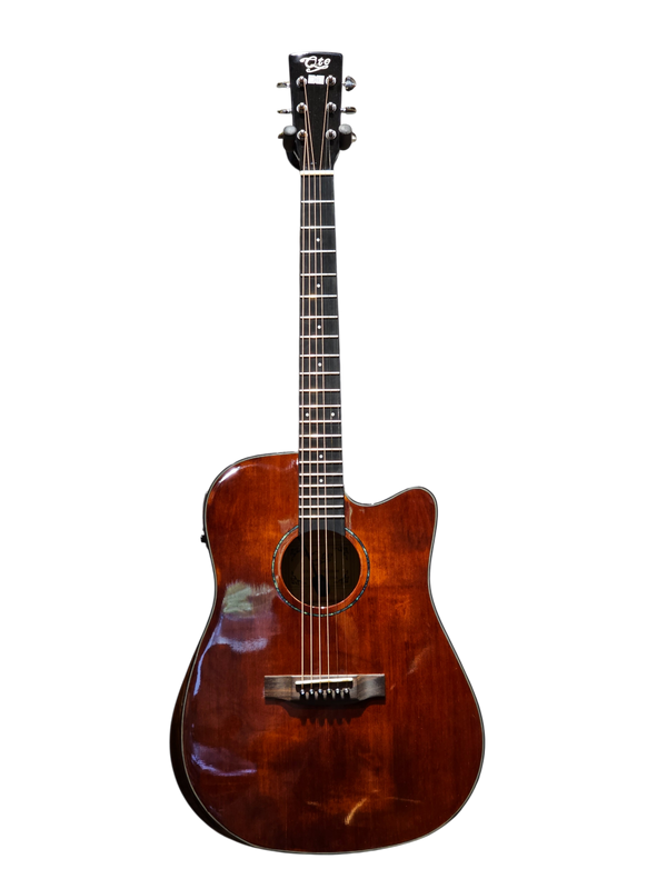 Qte Acoustic Guitar 4